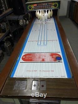 Williams United Cherokee Shuffle Puck Bowling Machine Coin Operated