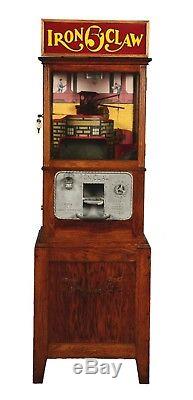 1928 Exhibit Supply Iron Claw Nickel Arcade Coin Operated Prize Digger Machine