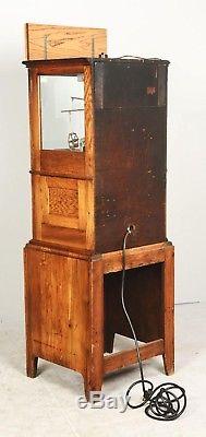 1928 Exhibit Supply Iron Claw Nickel Arcade Coin Operated Prize Digger Machine