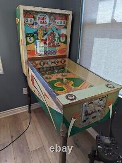 1965 Midway's Play Ball Arcade Pitch and Bat Baseball Game 100% Working Pinball
