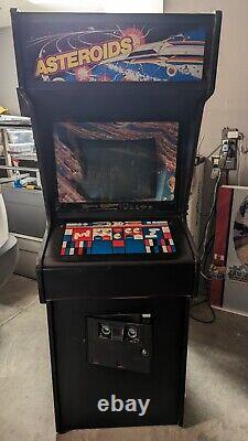 1979 original asteroids arcade machine Atari Original Owl Eye coin mech