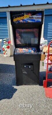 1979 original asteroids arcade machine Atari Original Owl Eye coin mech. Non-w