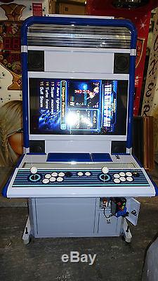 645 CLASSIC GAMES IN 1 ARCADE VIDEO MACHINE, 32in LCD WORKING