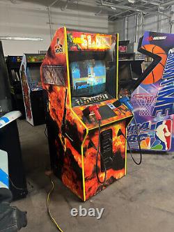 AREA 51 ARCADE MACHINE by ATARI 1995 (Excellent Condition) RARE