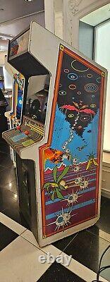 ATARI Black Widow Arcade Classic 1982 RARE Vector Monitor, ORIGINAL Cabinet