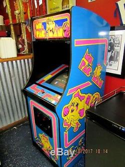 Arcade Machine, -Coin Operated, -Amusement, - Bally Midway, -, Ms Pacman-, New Cabinet