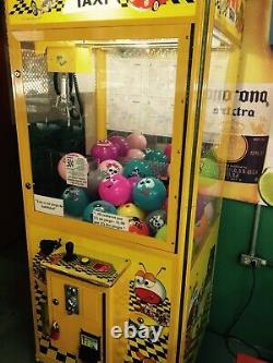 Arcade Toy Plush Crane Machine Toy Taxi or Toy Soldier