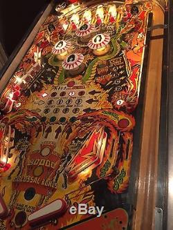 Arcade Vintage KISS Pinball Machine perfect running Original With Game Stool