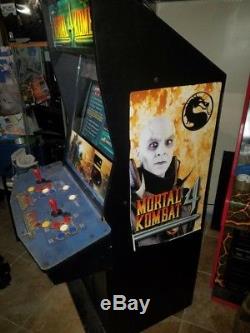 Arcade machine with 520 games