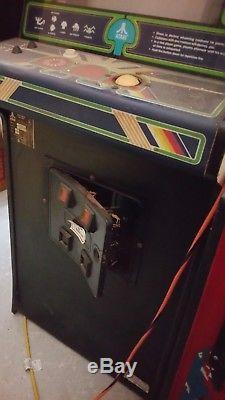 Atari Centipede arcade machine Non-working project
