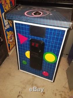 Atari Quantum Arcade Machine with rebuilt burn free 6100 vector monitor rare