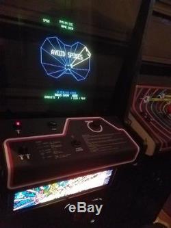 Atari Tempest Cabaret Arcade Machine with Color 6100 Vector Monitor Working Rare