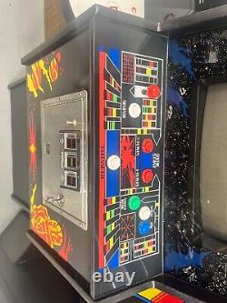 Beautiful Arcade Machine Original 1981 Williams Defender, Restored