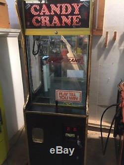 Candy Claw / Crane Machine