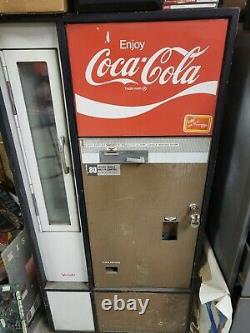 Coke Machine working great for Game room or man cave price to sell