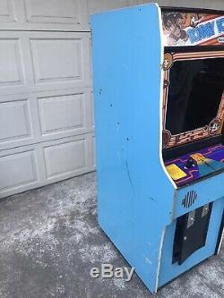Completely Empty Nintendo Donkey Kong Arcade Cabinet Machine Project. No Monitor