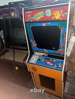 DONKEY KONG 3 ARCADE MACHINE by NINTENDO 1983 (Excellent Condition) RARE