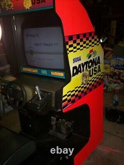 Daytona USA by Sega (Two linked machines)