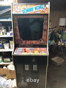 Donkey Kong Full Size Arcade Machine 1981 Original (RARE)