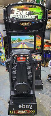 Fast & Furious Sit Down Arcade Driving Video Game Machine 25 LCD Paul Walker F2
