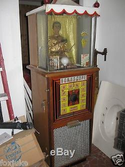 Fortune Teller Genco Gypsy Grandma Horoscope Arcade Machine circa 1940-1950's