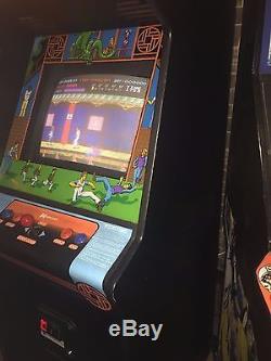 Kung Fu Master Classic Arcade Game Machine Works Great