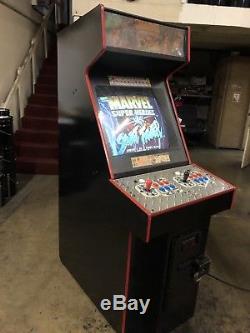 Marvel Super Heroes vs. Street Fighter CPS2 Arcade Video Game Machine