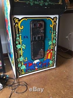 Millipede Original 1980s Arcade Machine! Works Great