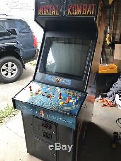 Mortal Kombat 4 Arcade Machine in Excellent Condition (fully working)