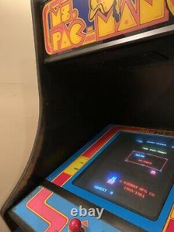 Ms Pacman Vintage 1980s Original Full Size Upright Arcade Machine (Works Great!)