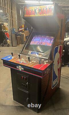 NBA JAM ARCADE MACHINE by MIDWAY 1998 (Excellent Condition)