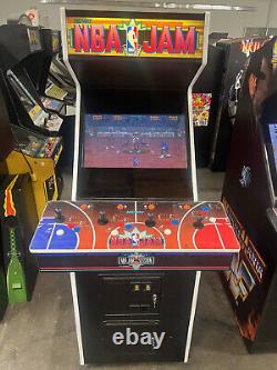 NBA JAM ARCADE MACHINE by MIDWAY 1998 (Excellent Condition)