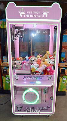 NEW. Plush Prize Claw Crane Arcade Game Machine NEW Coin Operated. HOT