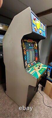 Namco Atari Pacmania Coin-Op Arcade Machine