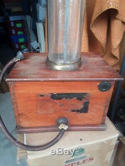 Original 1900 Lung Tester Penny Arcade Machine