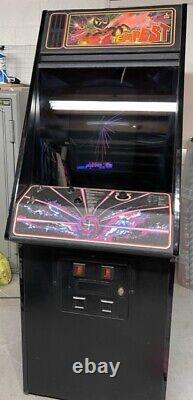 Original Classic 1981 Atari Tempest Arcade Machine Restored