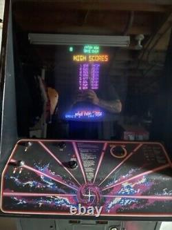 Original Classic 1981 Atari Tempest Arcade Machine Restored