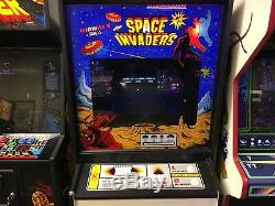 Original Space Invaders Arcade Game Machine Upright Upright