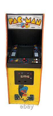 Original Vintage pac man arcade machine working