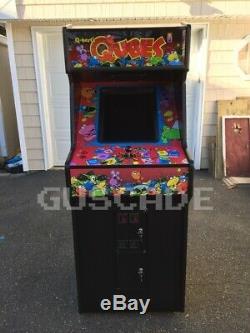 QBERT QUBES Arcade machine Full Size NEW QBERT Cubes Guscade