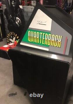 QUARTERBACK ARCADE MACHINE by LELAND 1987 (Excellent Condition) RARE