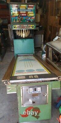 RARE UNITED CAVALIER SHUFFLE BOWLING MACHINE, PARTS OR RESTORATION (pickup only)