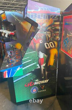 SHOWTIME/BLITZ ARCADE MACHINE by MIDWAY 2000 (Excellent Condition)