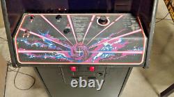 TEMPEST Atari Vintage 1981 Arcade Cabinet 3035