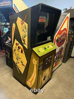 TORNADO BASEBALL ARCADE MACHINE by MIDWAY 1976 (Excellent Condition)