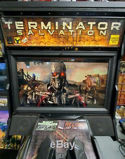 Terminator Salvation DELUXE 42 LCD Shooting Arcade Video Game Machine! WORKING