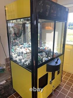 Toy House Skill Claw Crane Machine With Bill Acceptor 31 Wide Standard Size