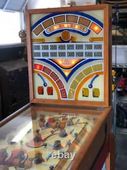 Vintage 1938 Odd Ball Upright Pinball Arcade Machine -Daval Mfg. Co. Chicago