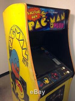 Vintage 1980 Midway Mfg. ORIGINAL PAC-MAN Arcade Machine withXtra Speed Up Board