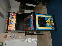 Vintage 1980's Ms. Pac Man Upright Arcade Game Machine